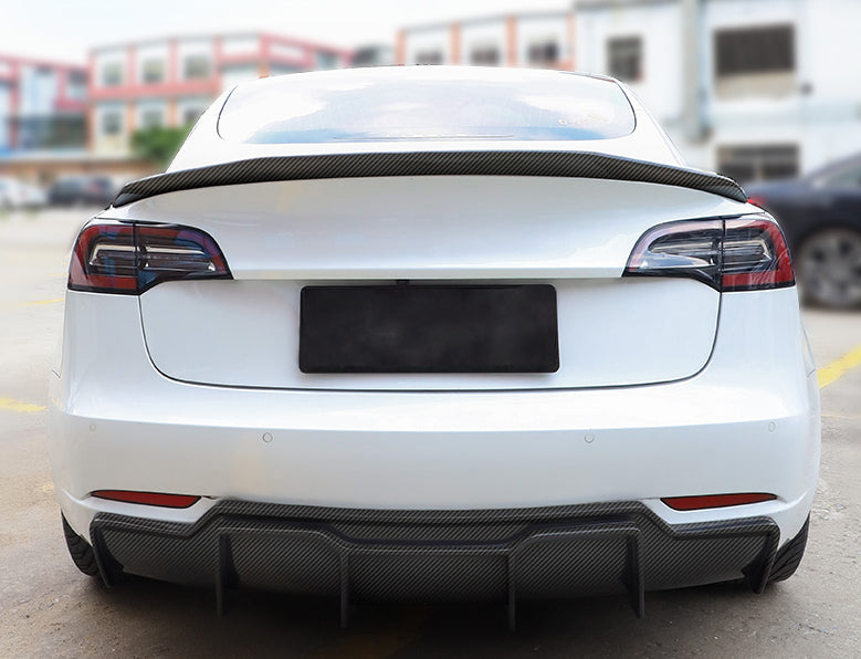 P Style Carbon Fiber Trunk Spoiler - Model 3