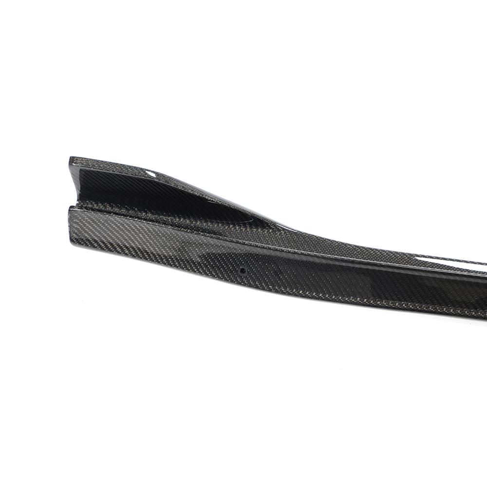 P Style Carbon Fiber Side Skirts - Model 3